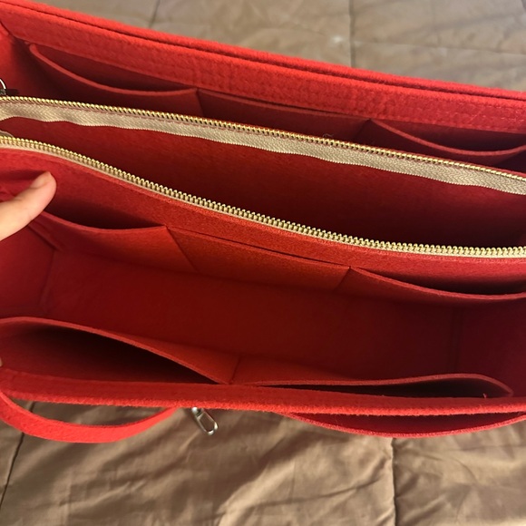 Coach Juliet - Picture 7 of 8